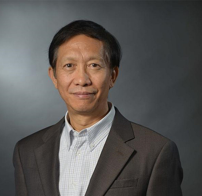 许成钢:2019诺贝尔经济学奖得主贡献是方法论