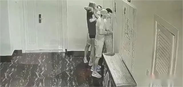 640 金边腾讯产品经理被杀菠菜